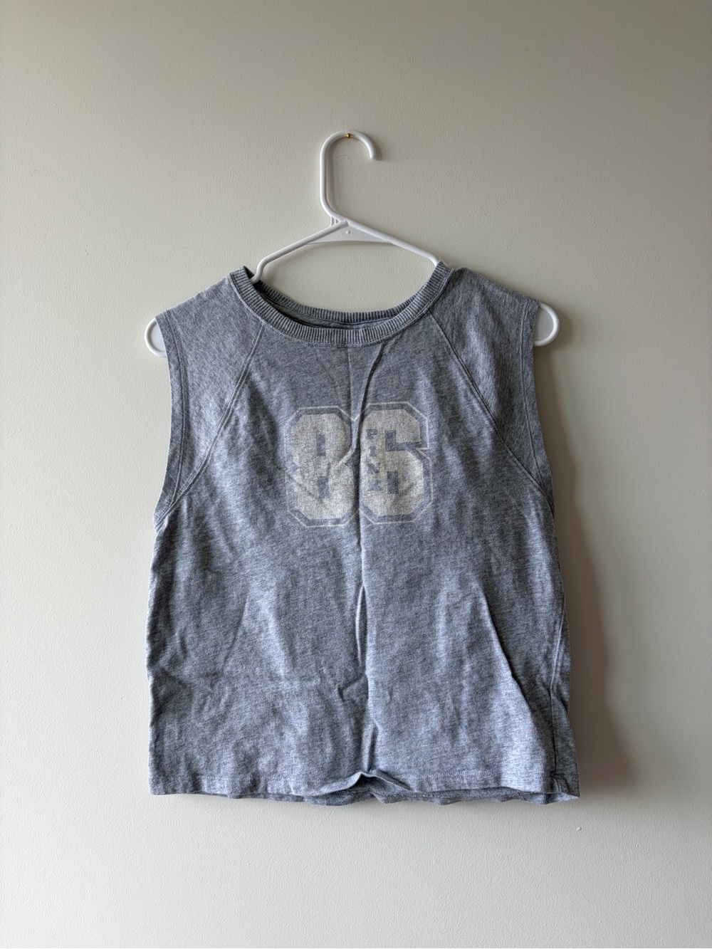 PINK Victoria's Secret Gray Sleeveless Tank with '86' Graphic